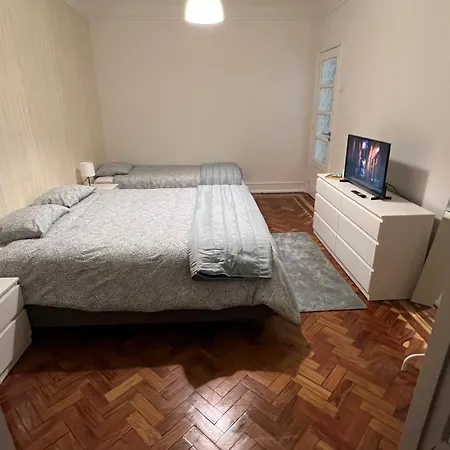 Only 3 People Center Of Kwatera prywatna *